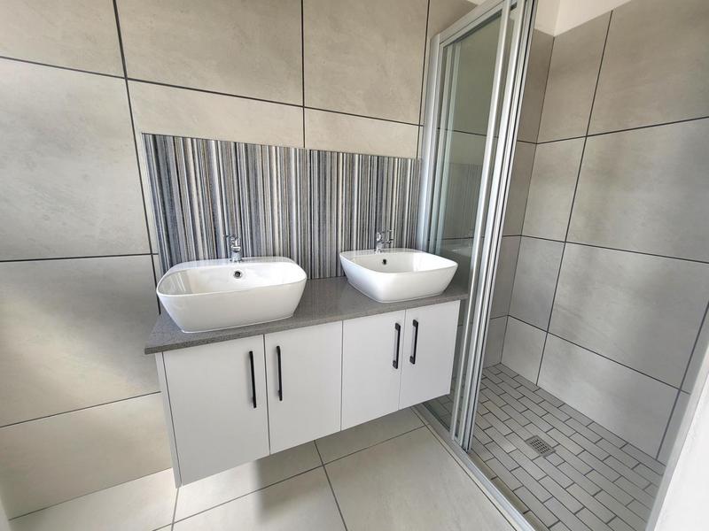 To Let 3 Bedroom Property for Rent in Laaiplek Western Cape